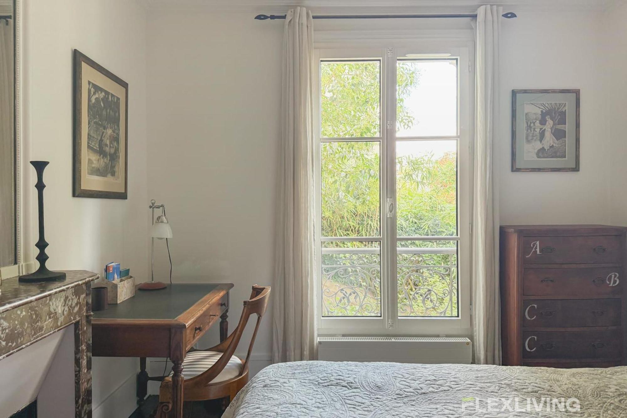 Charming - One-bedroom In 5th Appartamento